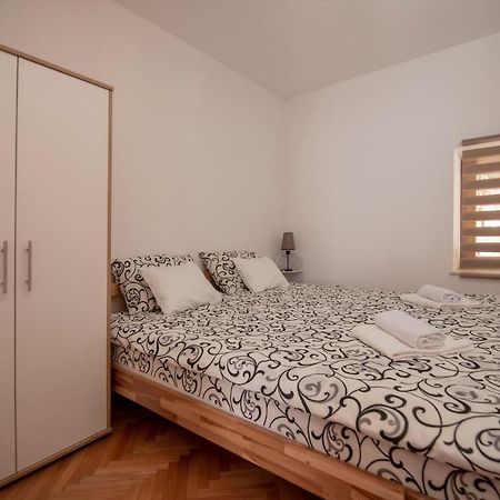 Apartman Nina Stari Grad Trebin Dış mekan fotoğraf