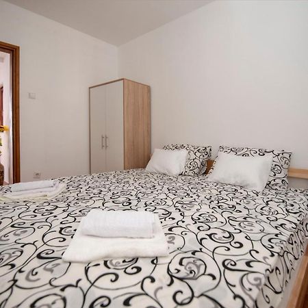 Apartman Nina Stari Grad Trebin Dış mekan fotoğraf