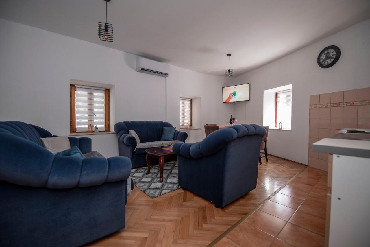 Apartman Nina Stari Grad Trebin Dış mekan fotoğraf